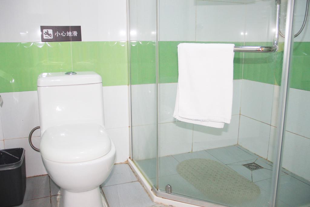 7Days Inn Premium Guangzhou Tianhe West Tiyu Road Subway Station Exterior foto