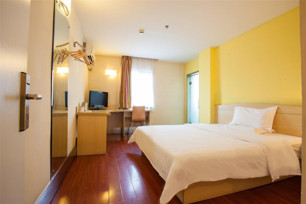 7Days Inn Premium Guangzhou Tianhe West Tiyu Road Subway Station Zimmer foto